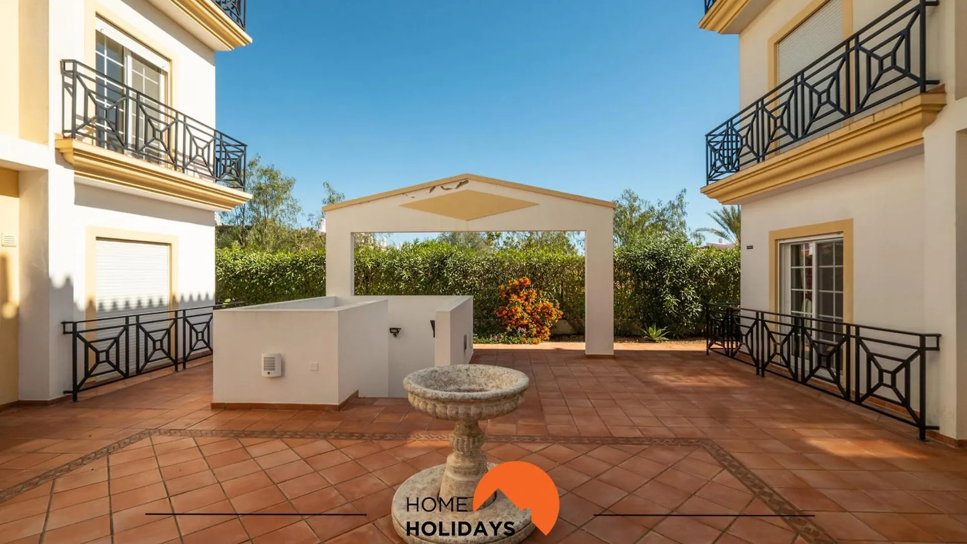 #054 Newtown With Pool, Ac, Private Park, Near Strip Apartment Albufeira 0*,  Portugal