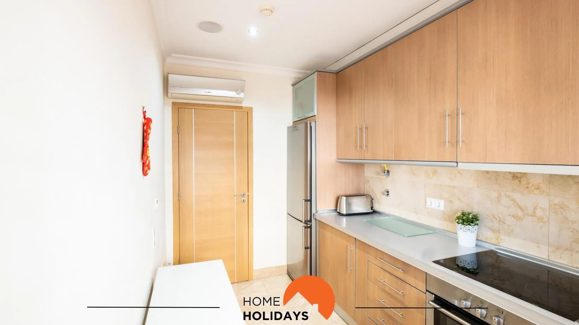 #054 Newtown With Pool, Ac, Private Park, Near Strip Apartment Albufeira Portugal